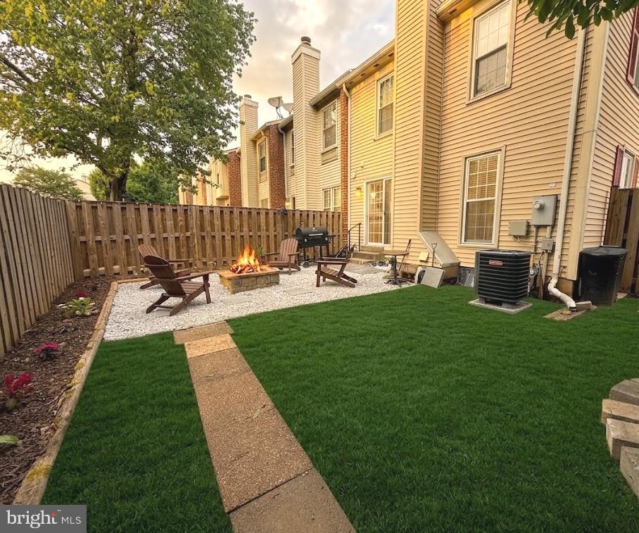 6596 BERMUDA GREEN COURT
