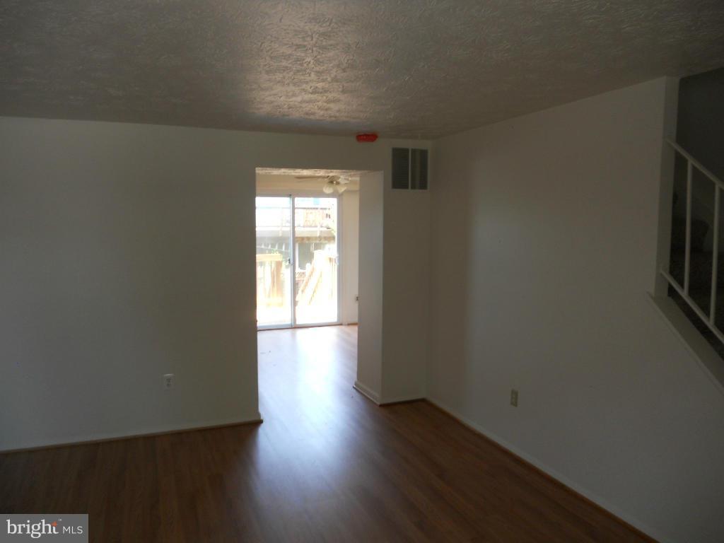 CARROLL CREST - Residential Lease