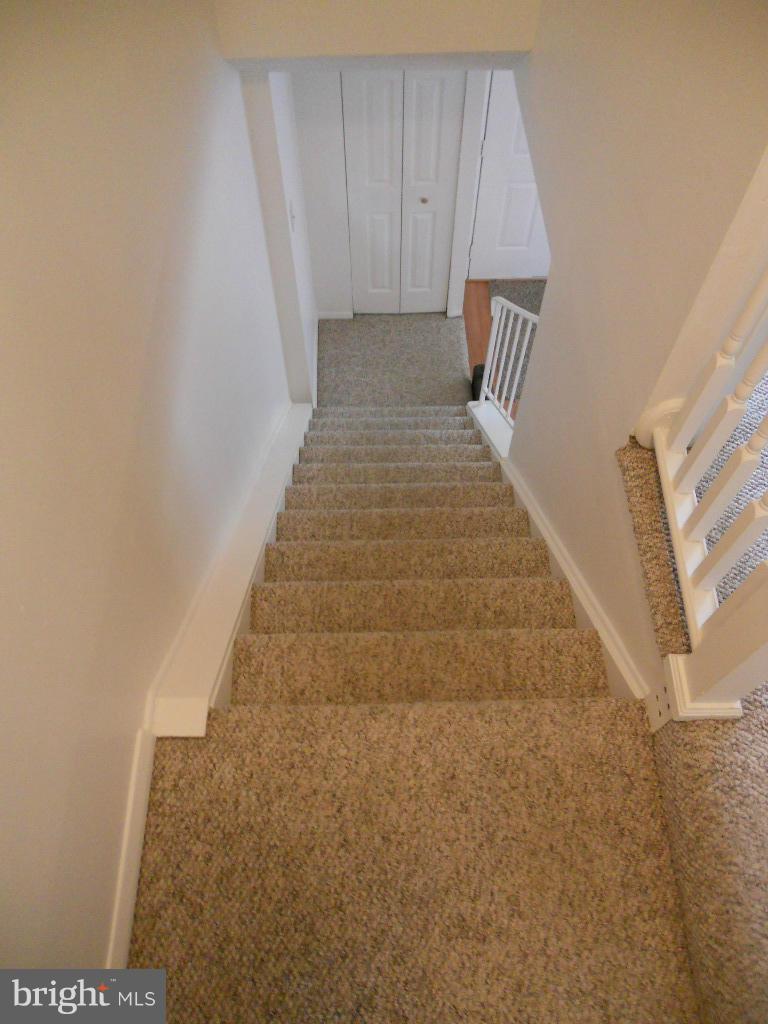 CARROLL CREST - Residential Lease