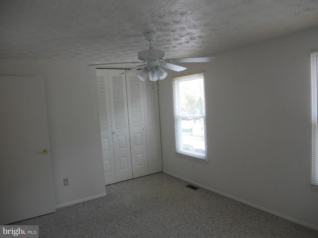 CARROLL CREST - Residential Lease