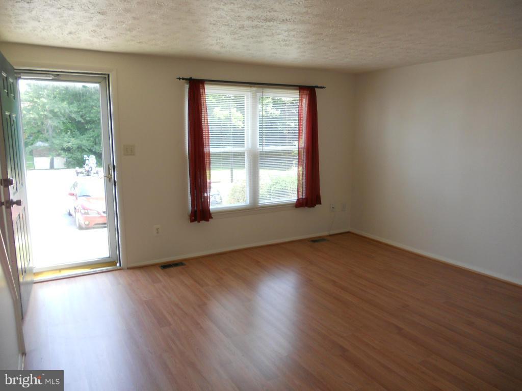 CARROLL CREST - Residential Lease