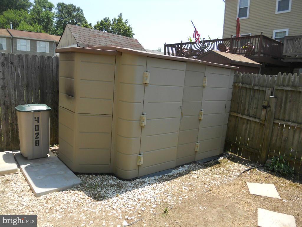 CARROLL CREST - Residential Lease