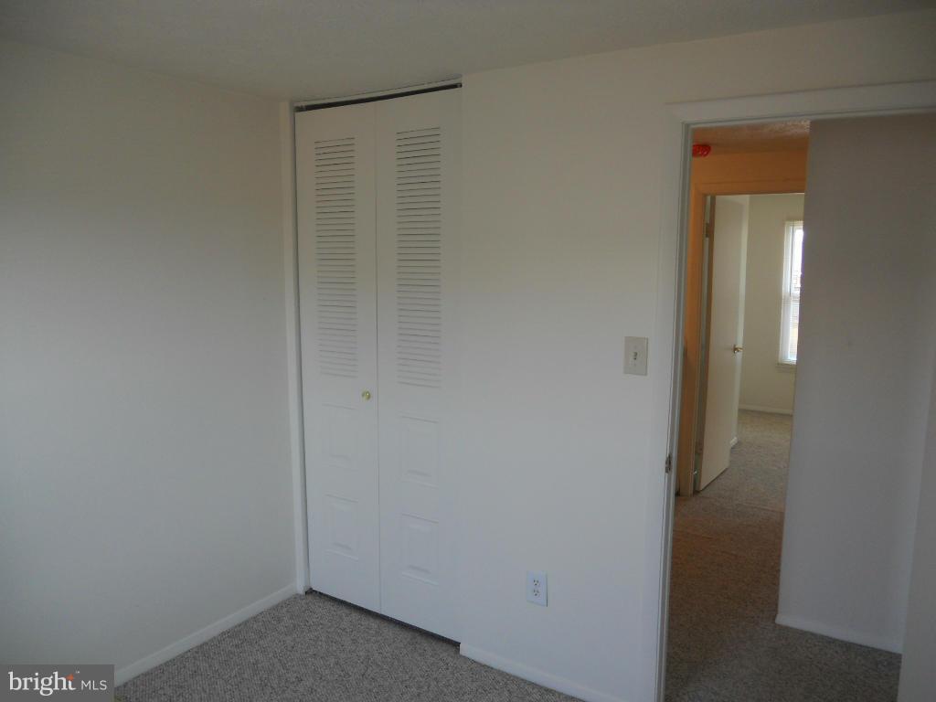 CARROLL CREST - Residential Lease