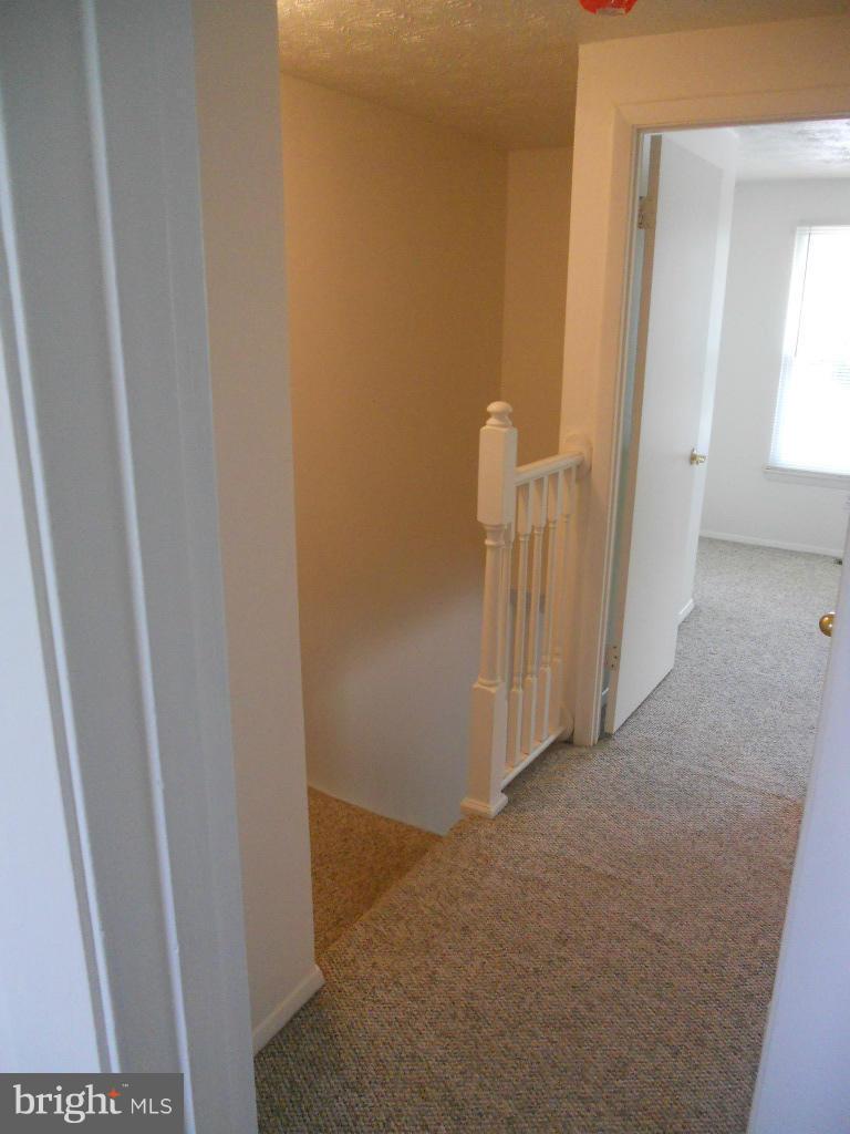 CARROLL CREST - Residential Lease