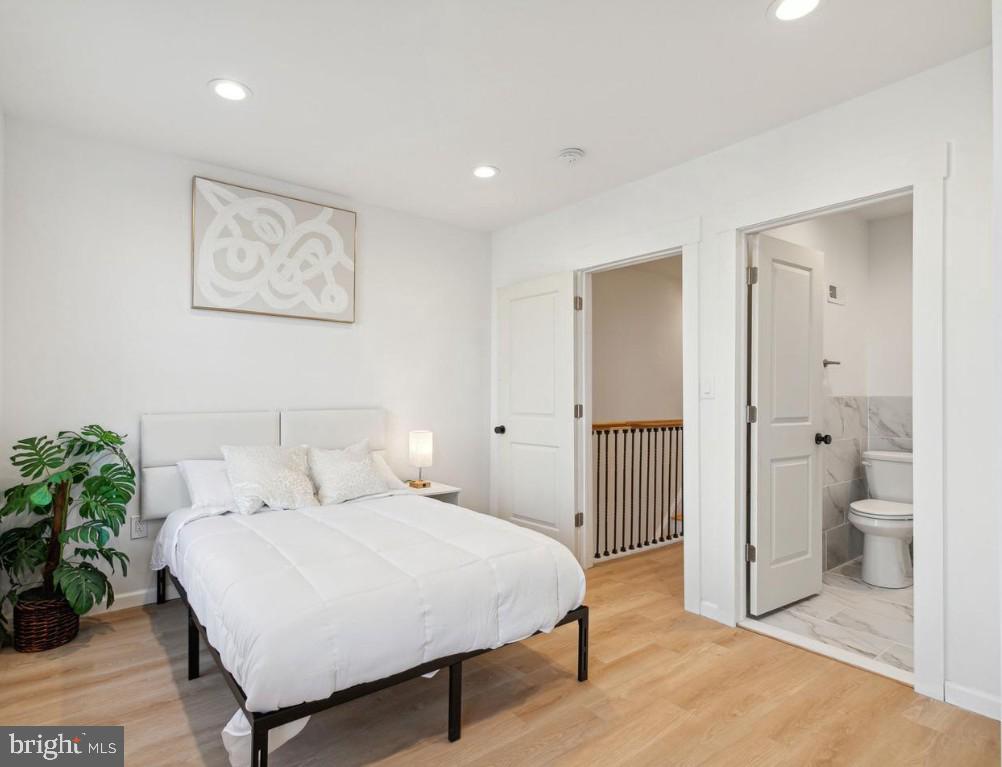 POINT BREEZE - Residential