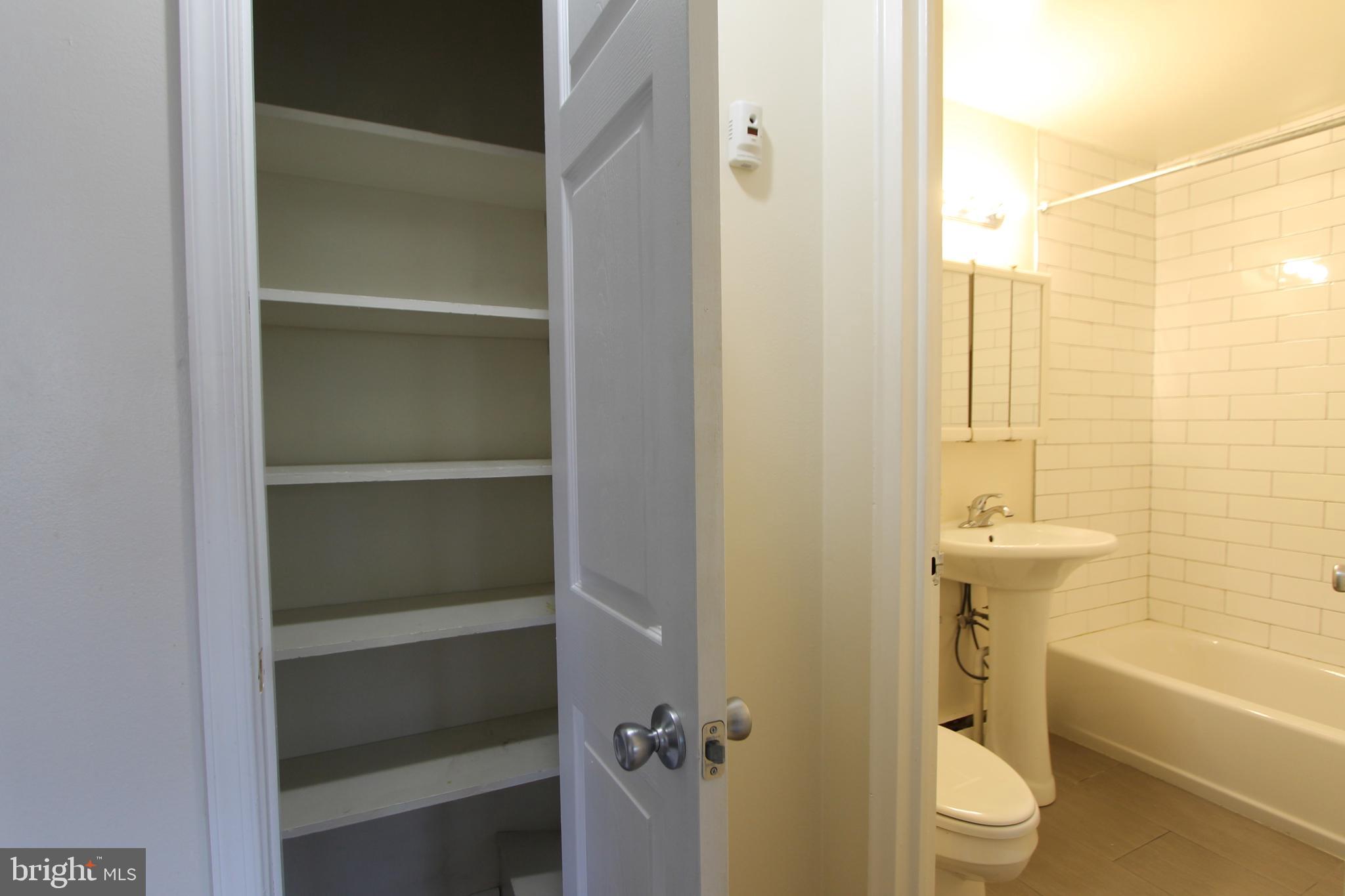 GERMANTOWN - Residential Lease