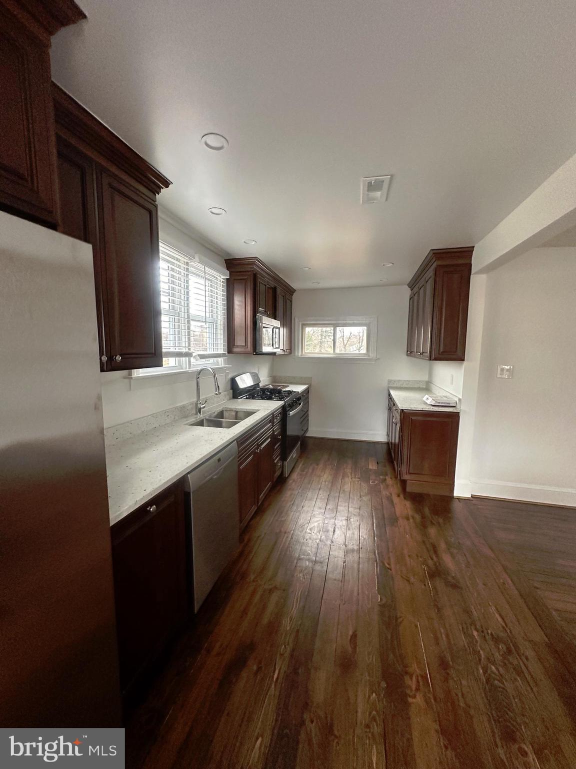 PAOLI WALK - Residential Lease