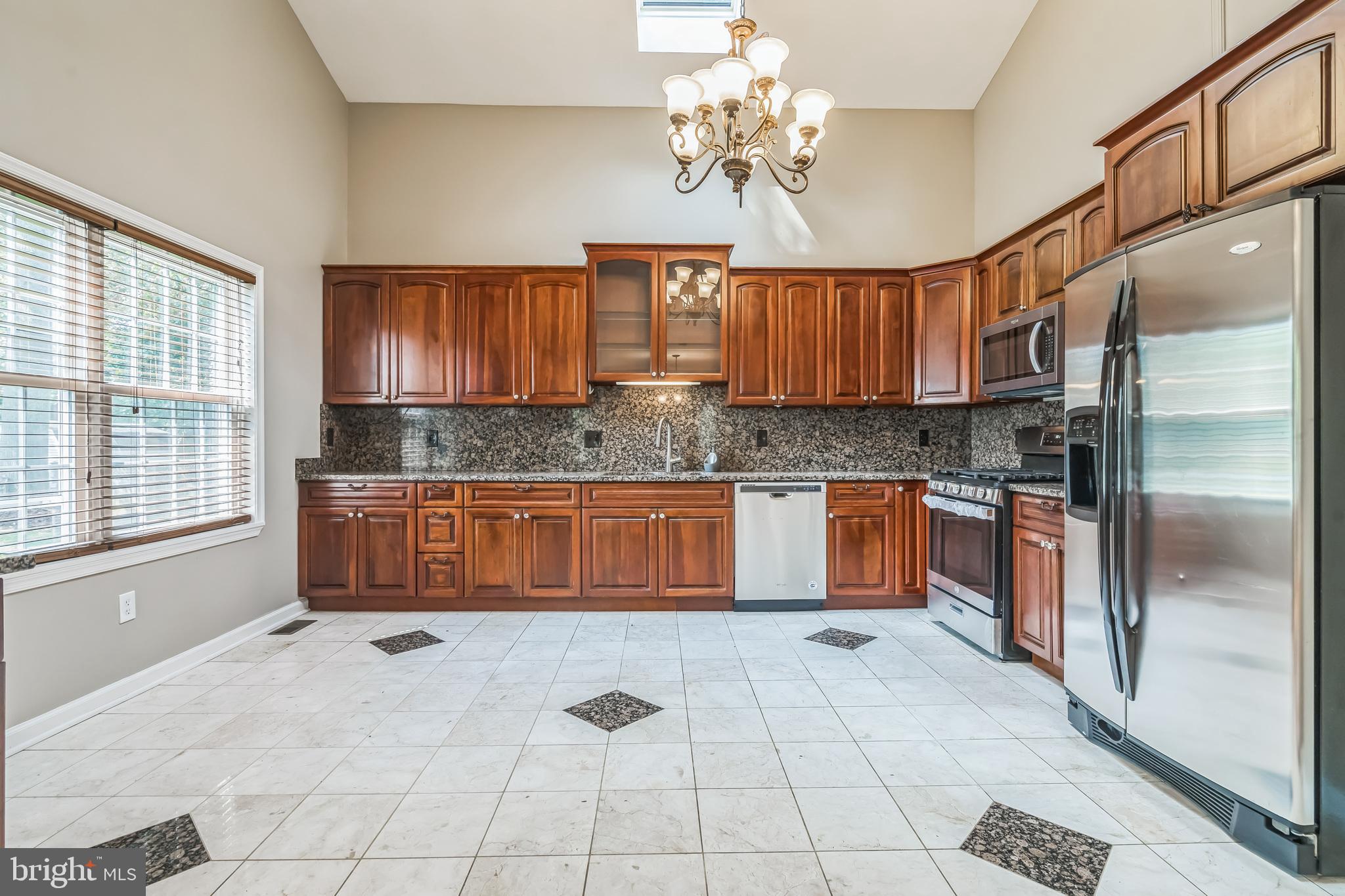 3818 GELDING LANE