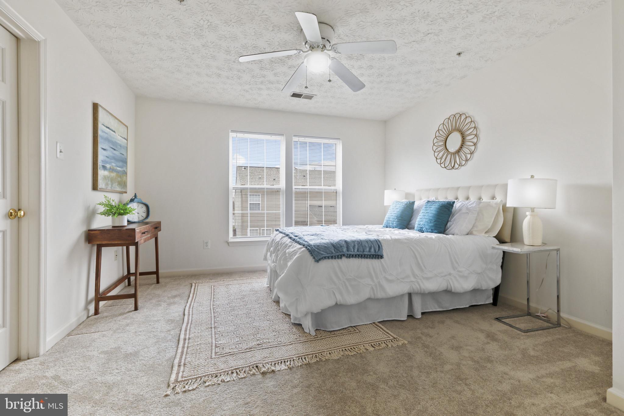 EATON SQUARE - Residential