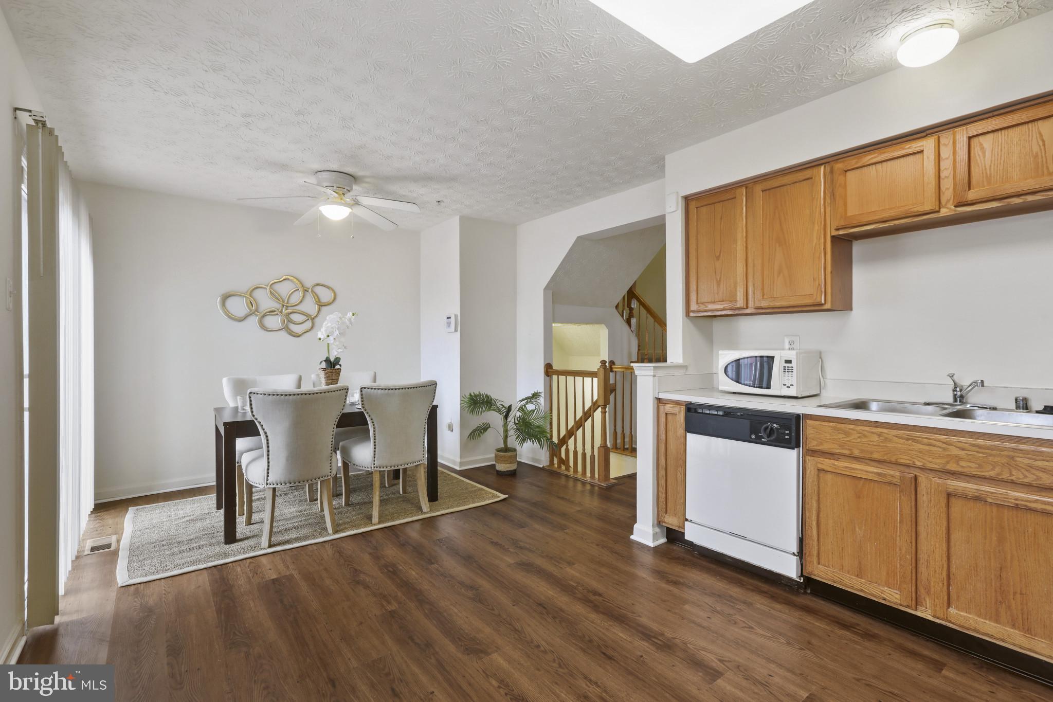 EATON SQUARE - Residential