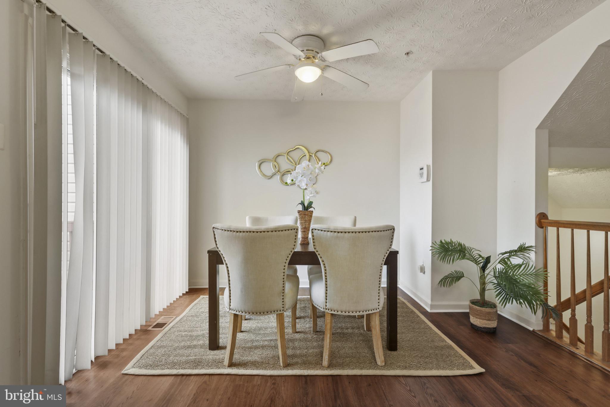 EATON SQUARE - Residential