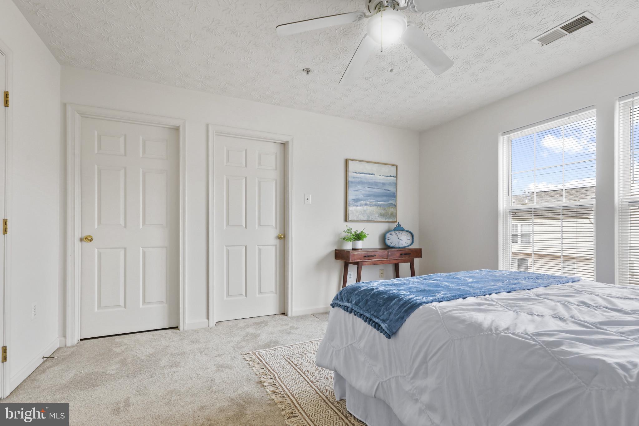 EATON SQUARE - Residential