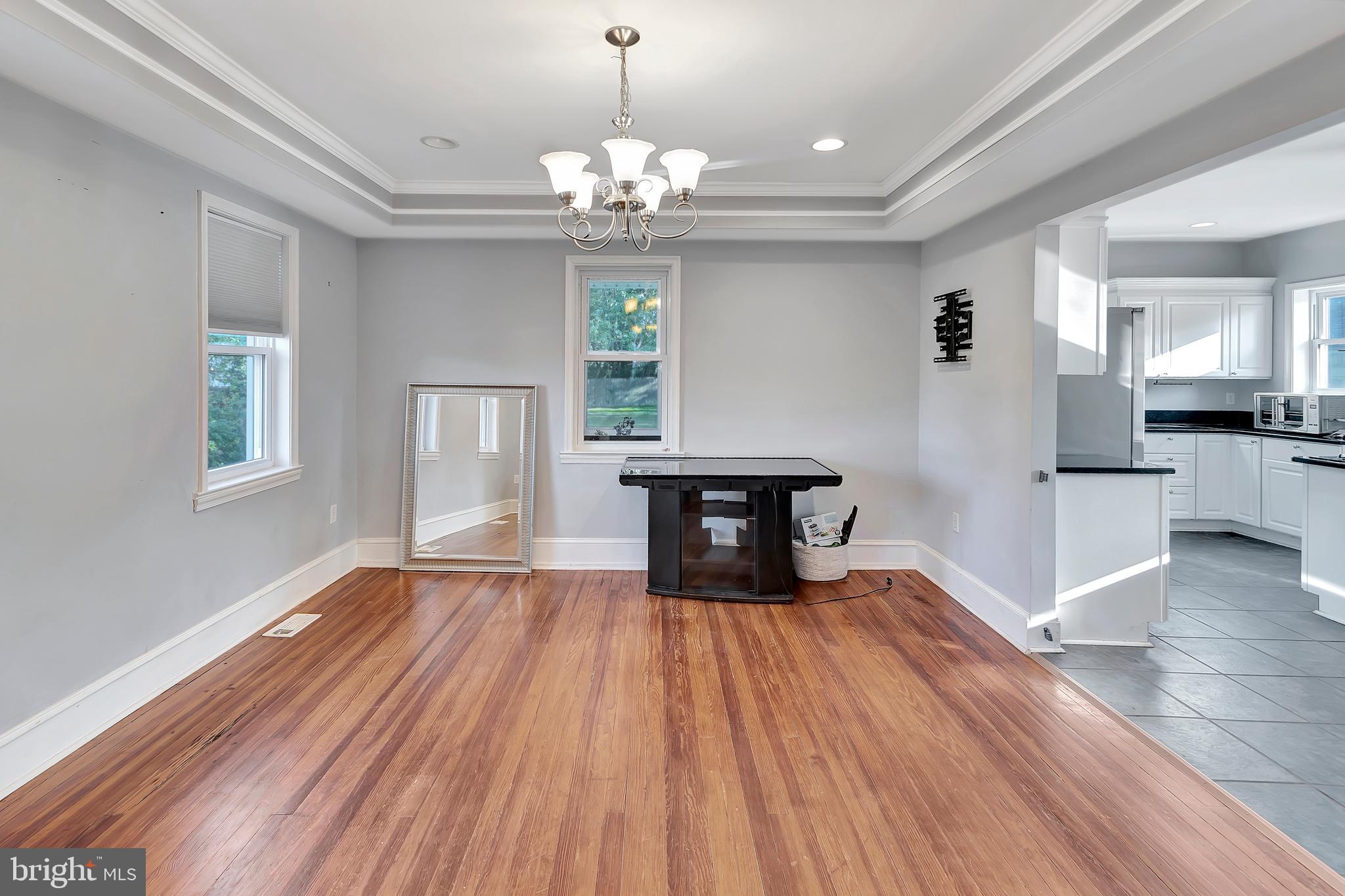 TAYLOR HEIGHTS - Residential