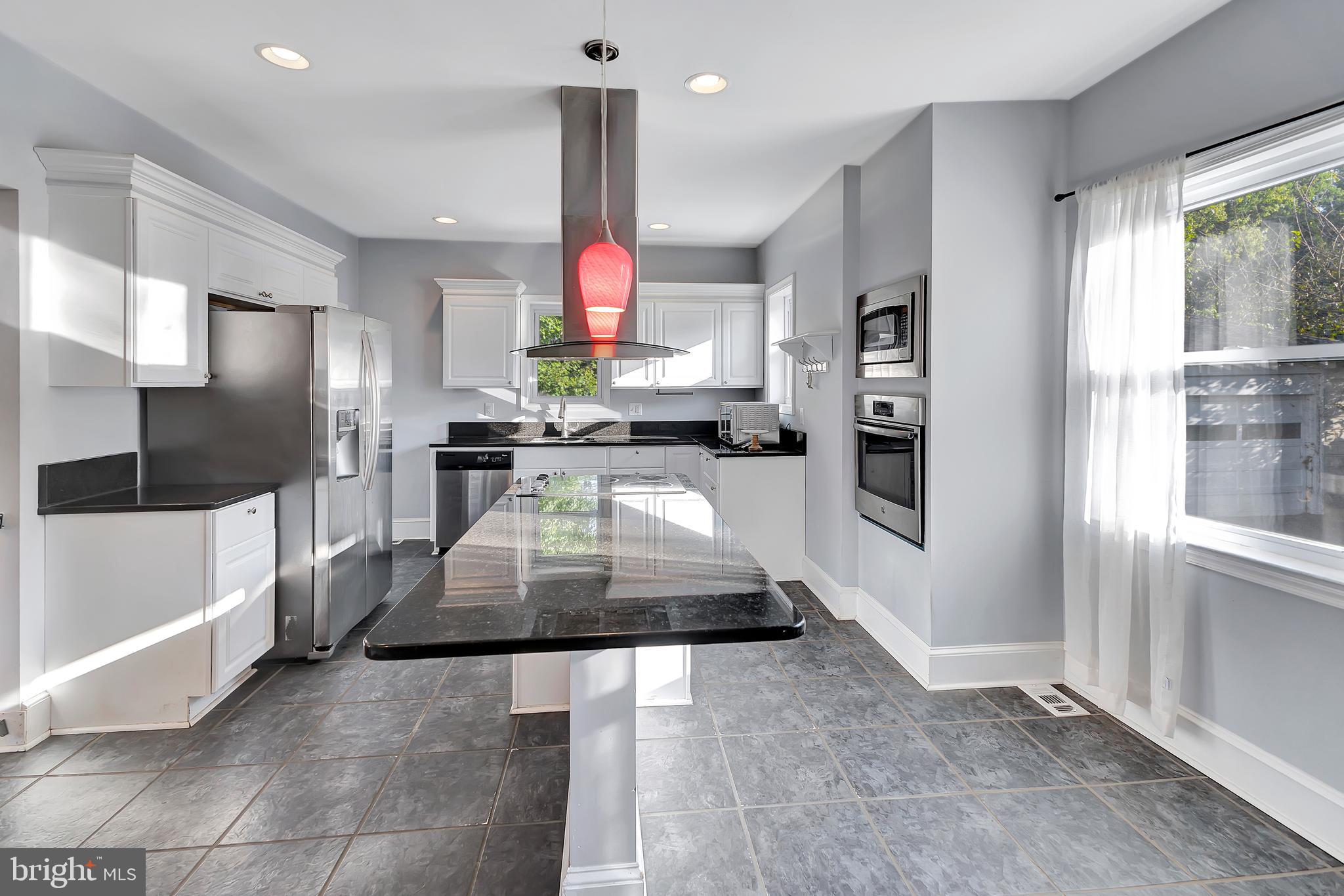 TAYLOR HEIGHTS - Residential