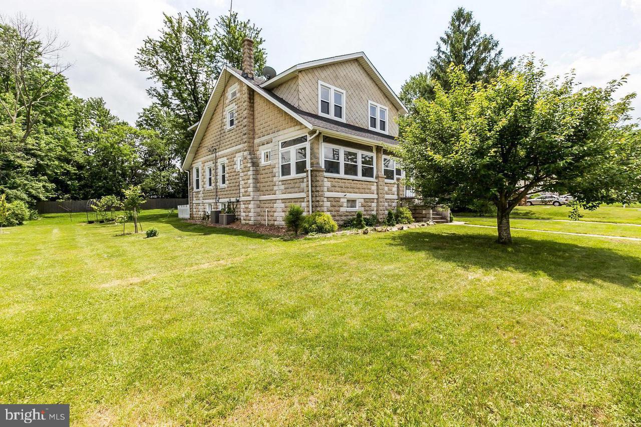 TAYLOR HEIGHTS - Residential