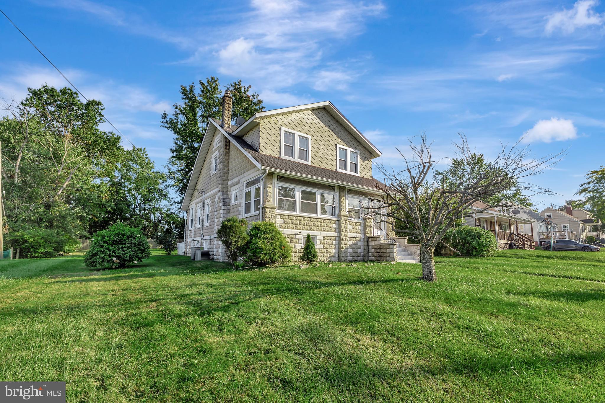 TAYLOR HEIGHTS - Residential