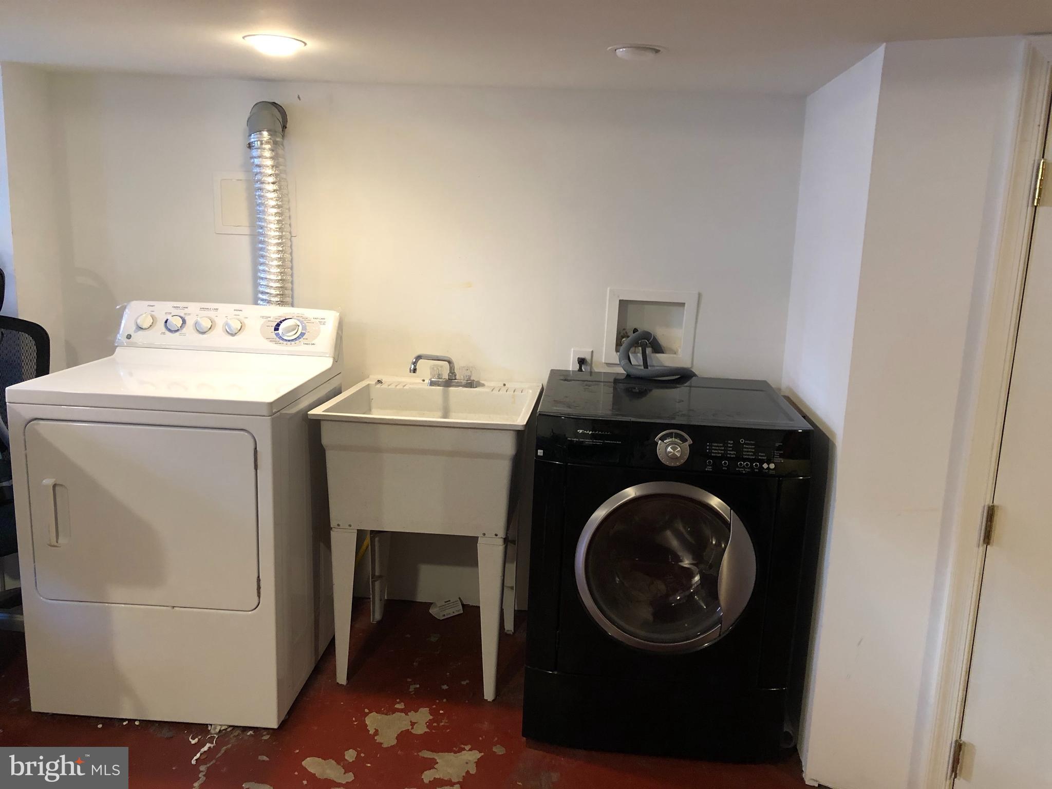 GRADUATE HOSPITAL - Residential Lease