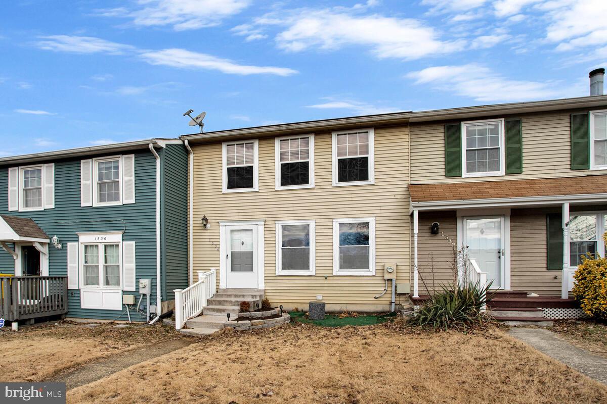 1534 LODGE POLE COURT