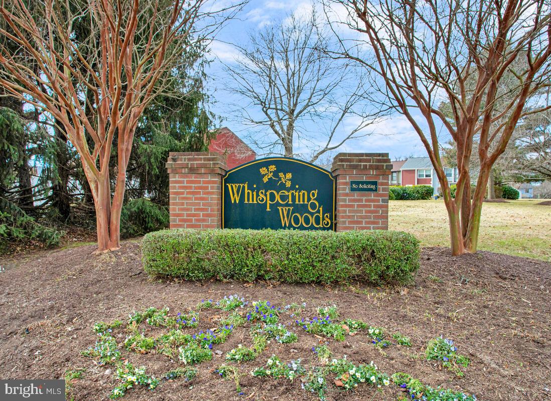 WHISPERING WOODS - Residential