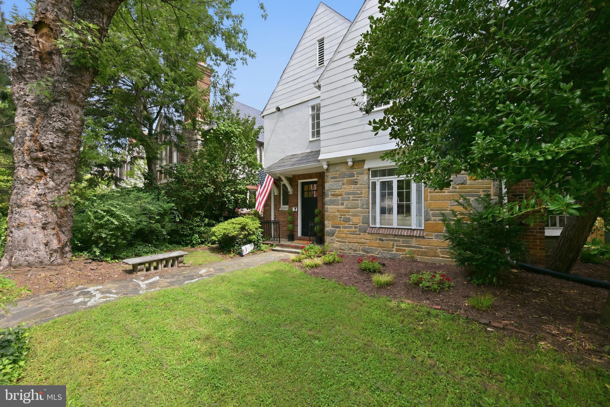 3721 MASSACHUSETTS AVENUE NW