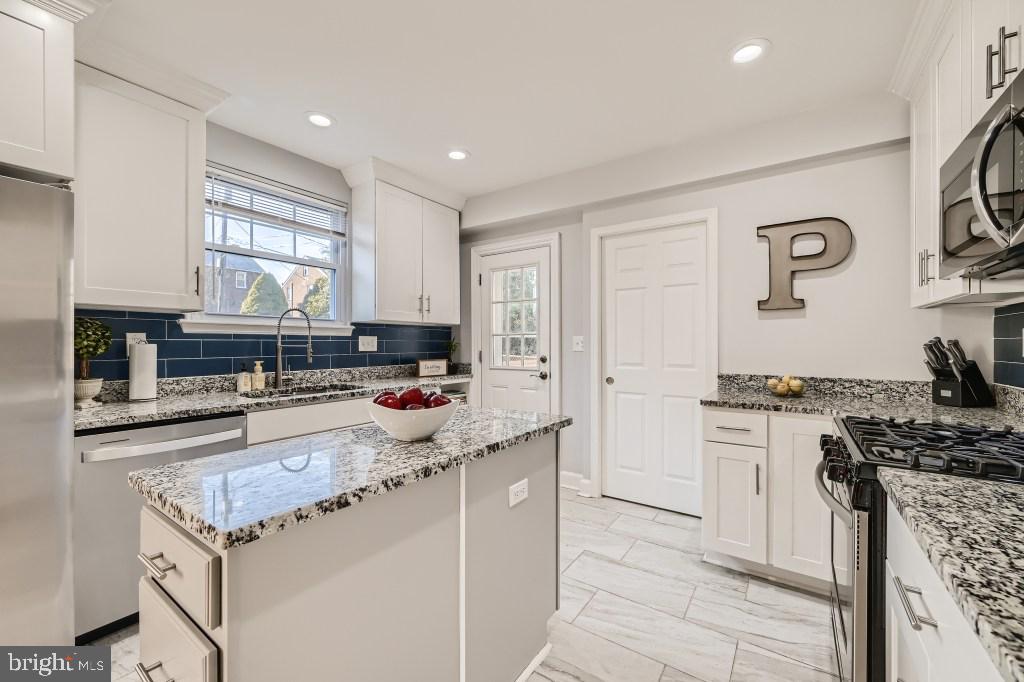 MOUNT RIDGE - Residential