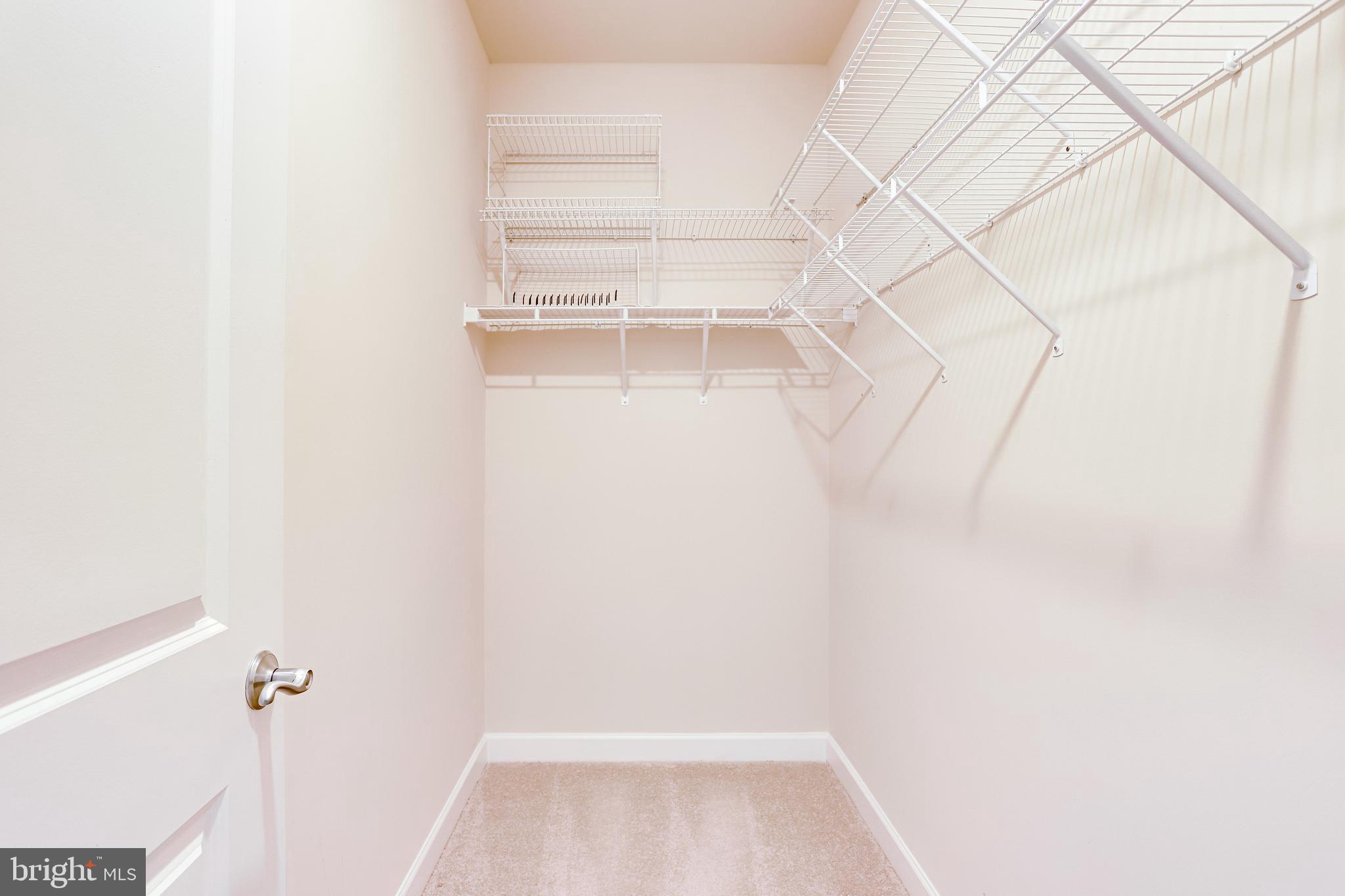 THE VISTAS AT LANSDOWNE - Residential