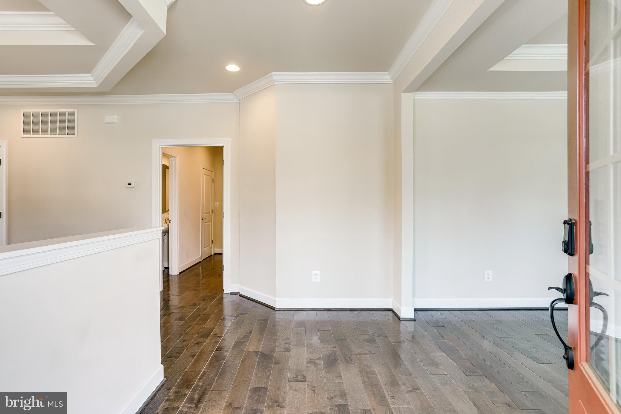 THE VISTAS AT LANSDOWNE - Residential