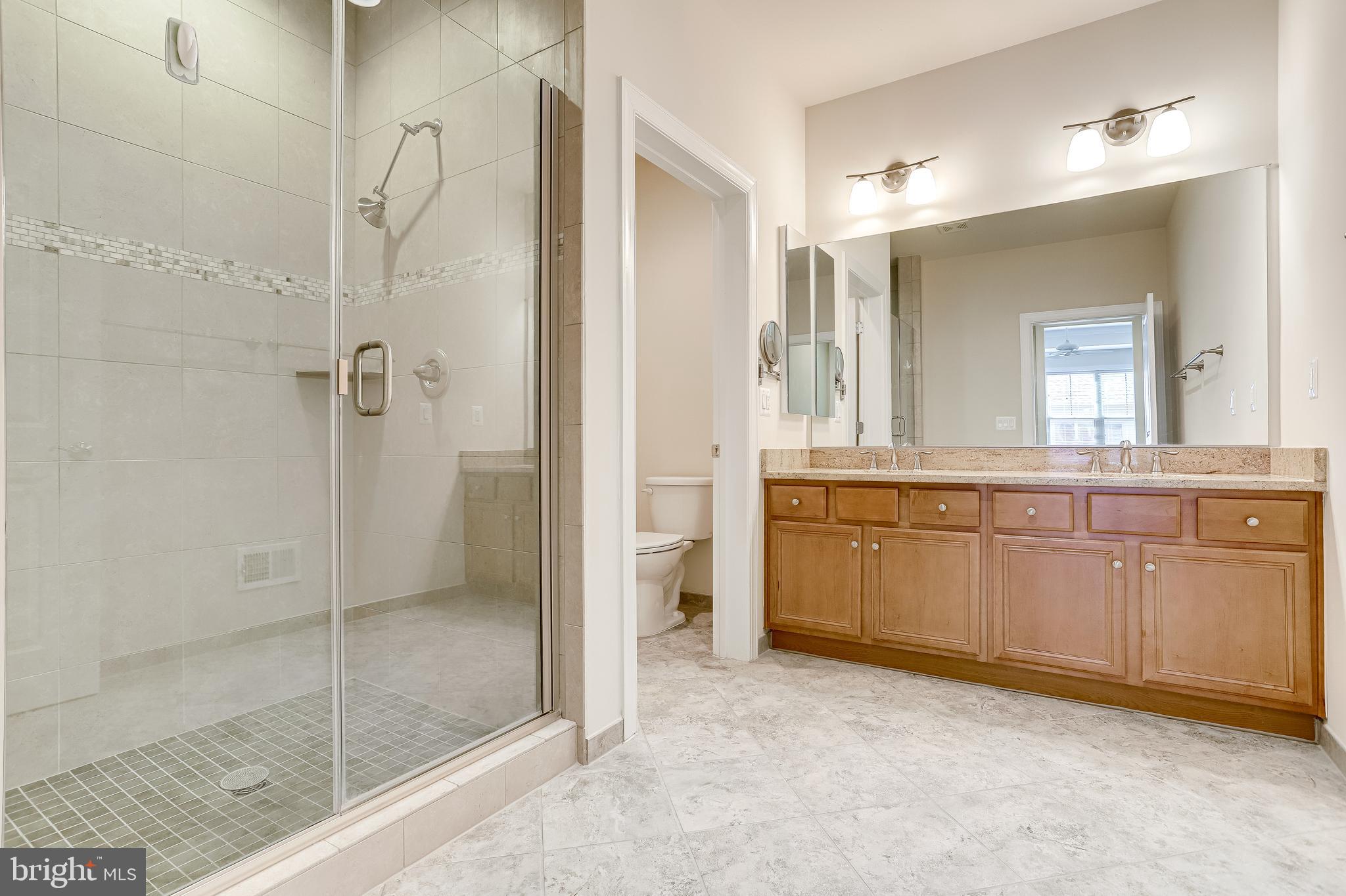 THE VISTAS AT LANSDOWNE - Residential