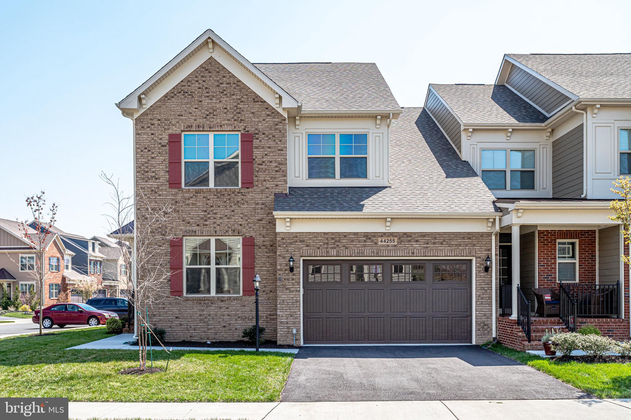 THE VISTAS AT LANSDOWNE - Residential