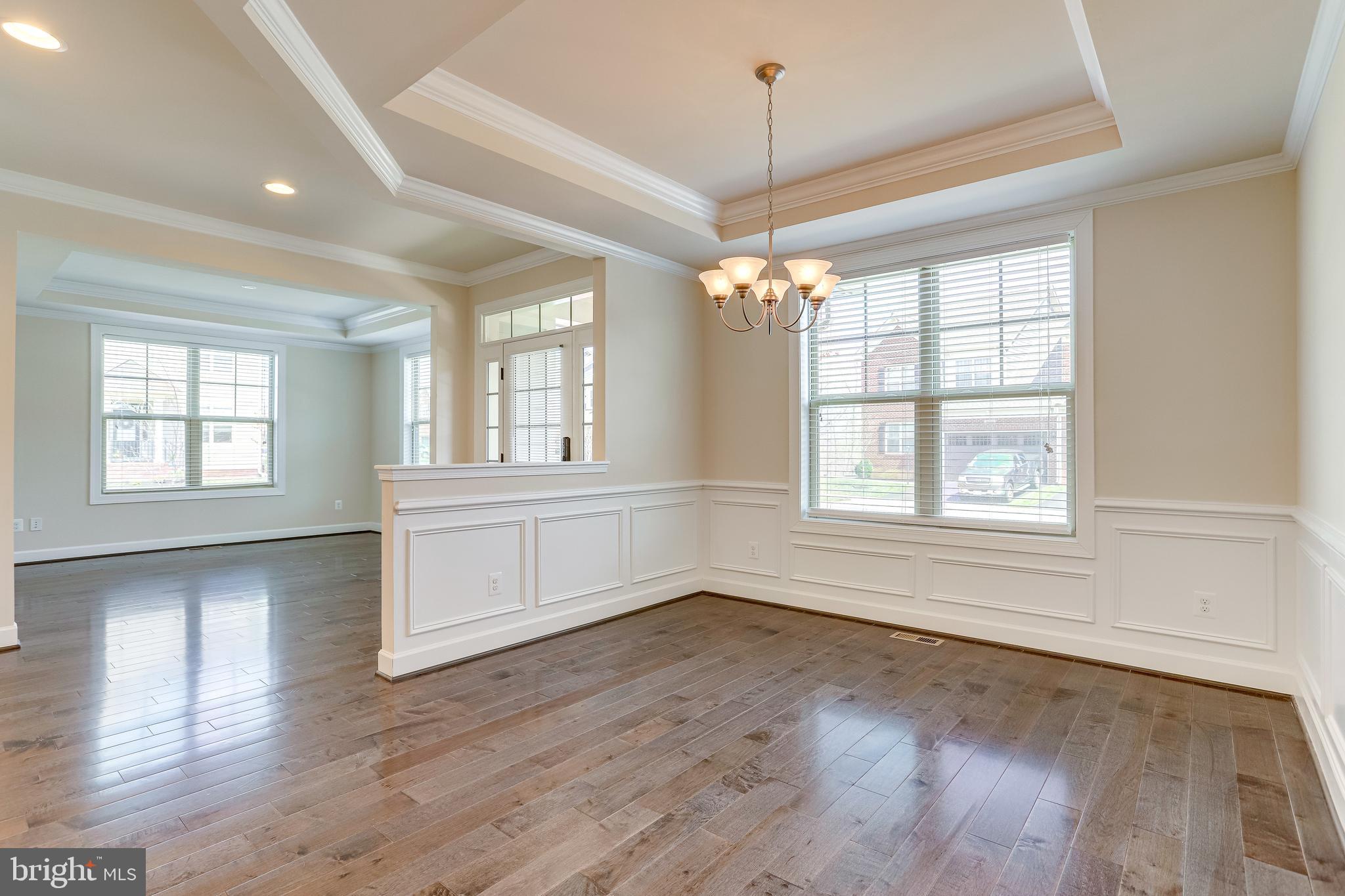 THE VISTAS AT LANSDOWNE - Residential