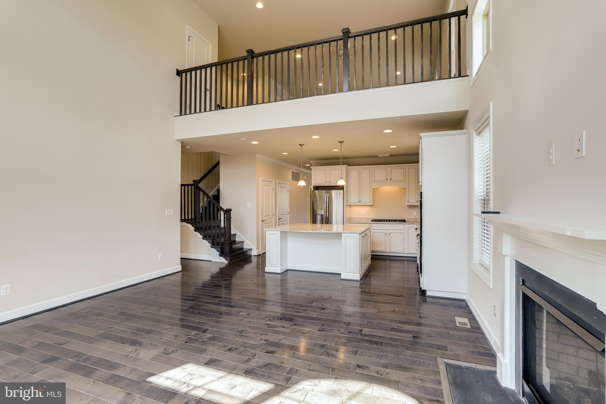 THE VISTAS AT LANSDOWNE - Residential