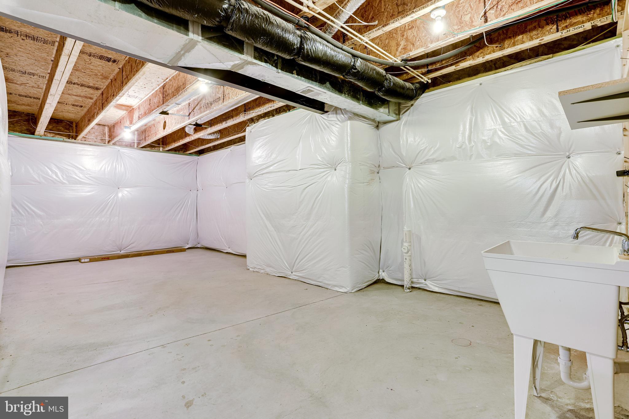 THE VISTAS AT LANSDOWNE - Residential