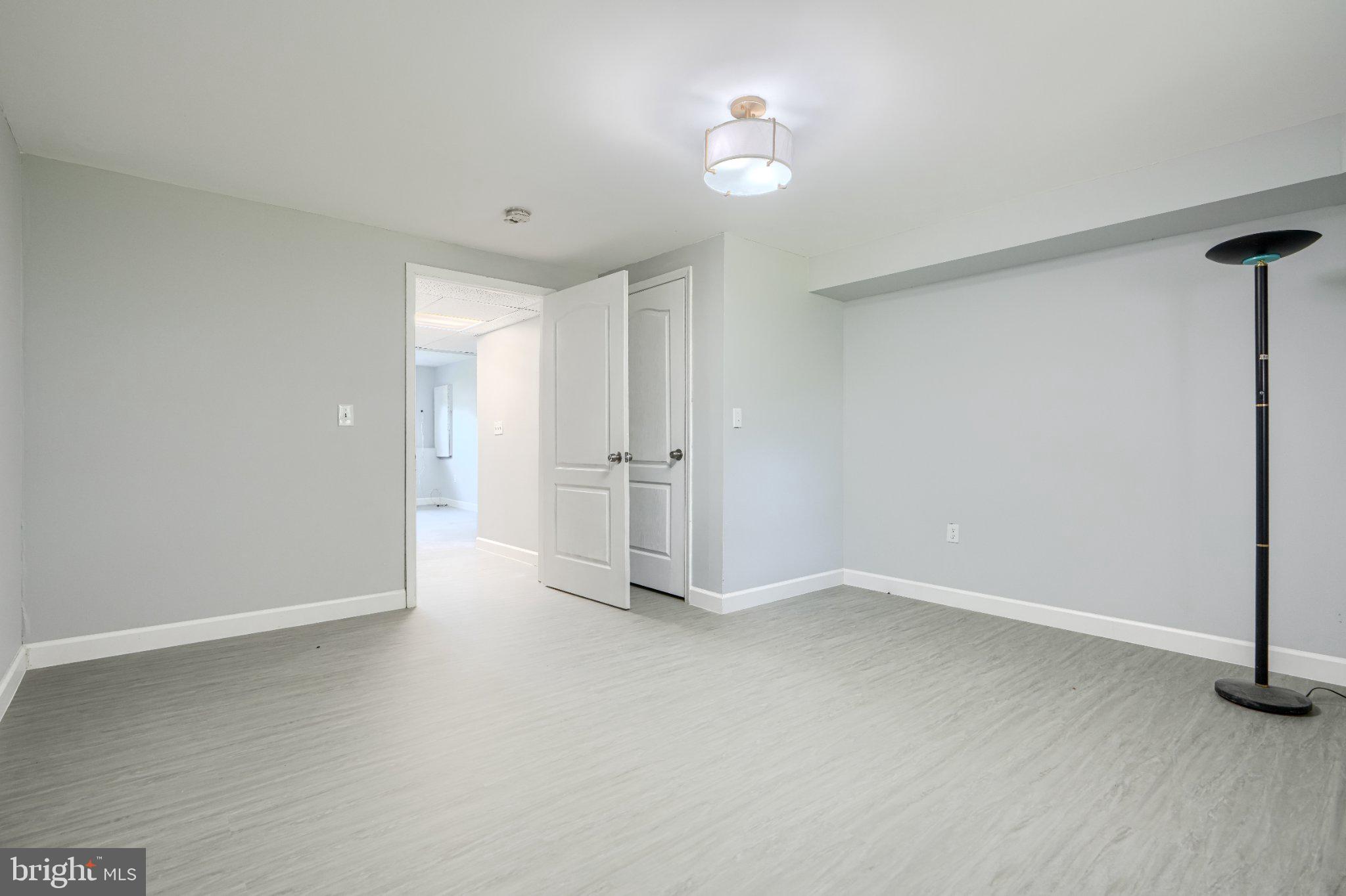 HALETHORPE TERRACE - Residential