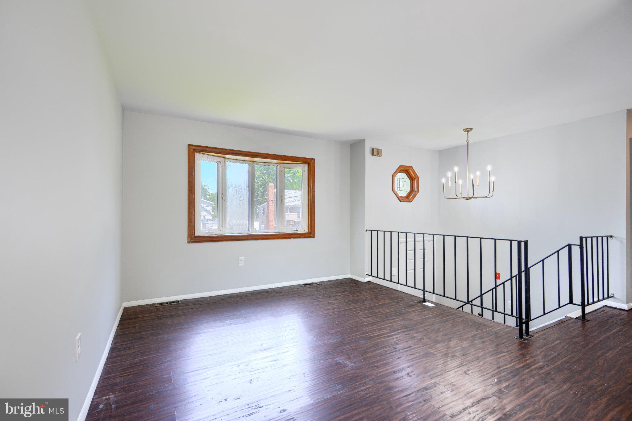 HALETHORPE TERRACE - Residential
