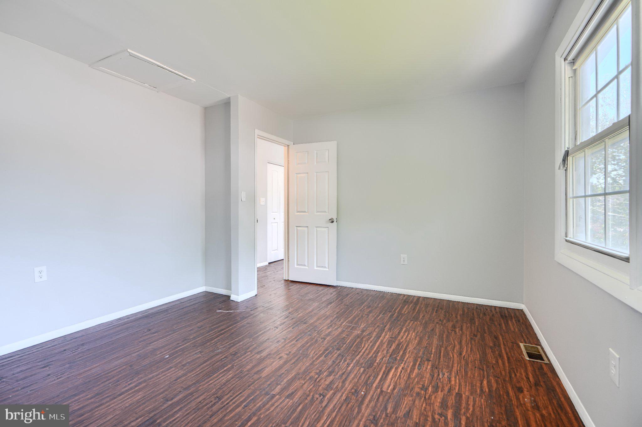 HALETHORPE TERRACE - Residential