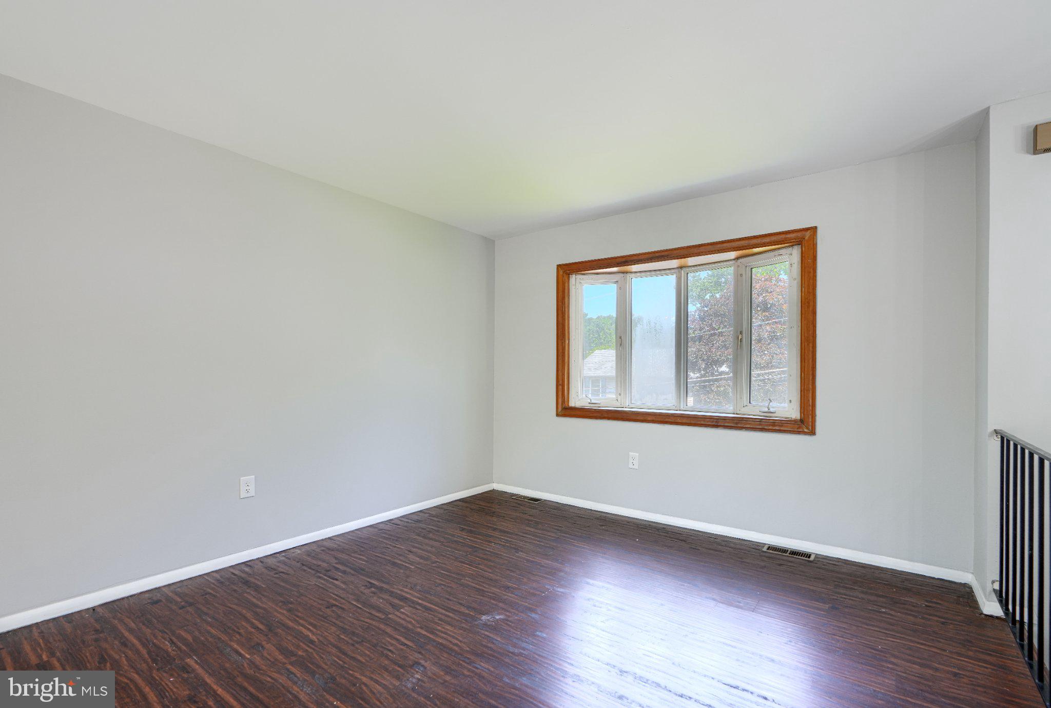 HALETHORPE TERRACE - Residential