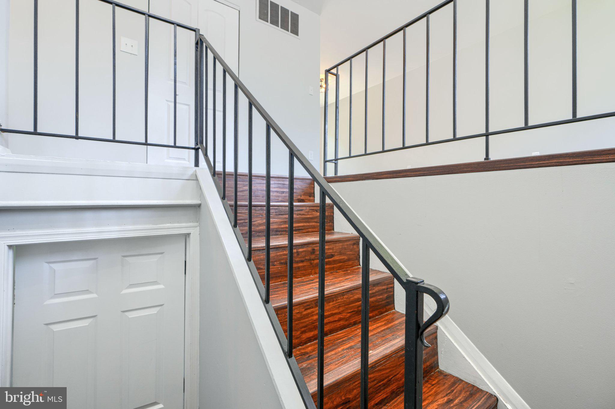 HALETHORPE TERRACE - Residential