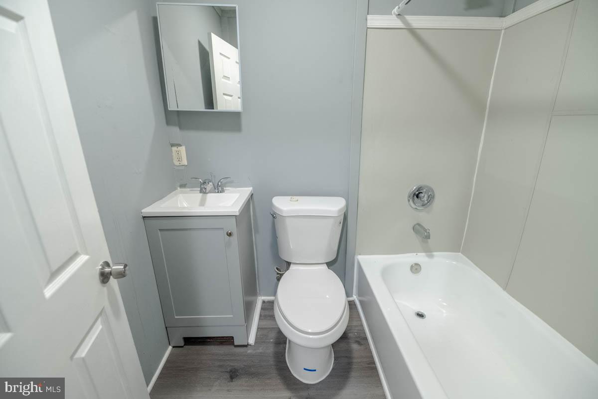 EAST BALTIMORE MIDWAY - Residential Lease