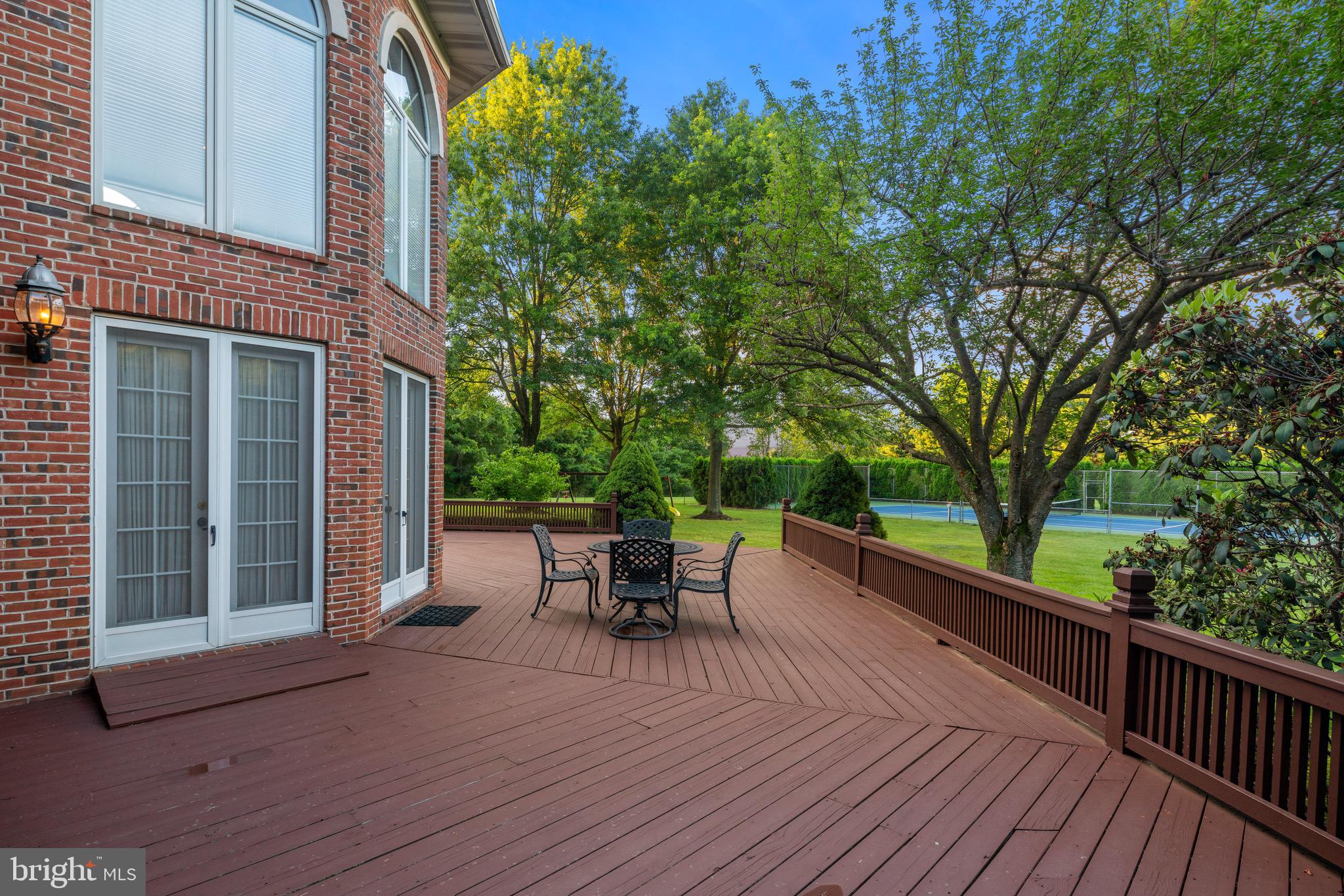 WOODLANDS - Residential