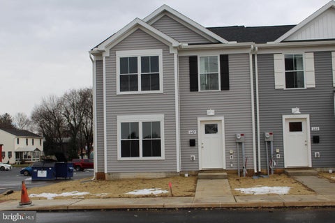 Townhouse For Rent - 642 N N College Street<br/> Cumberland County, CARLISLE, PA 17013