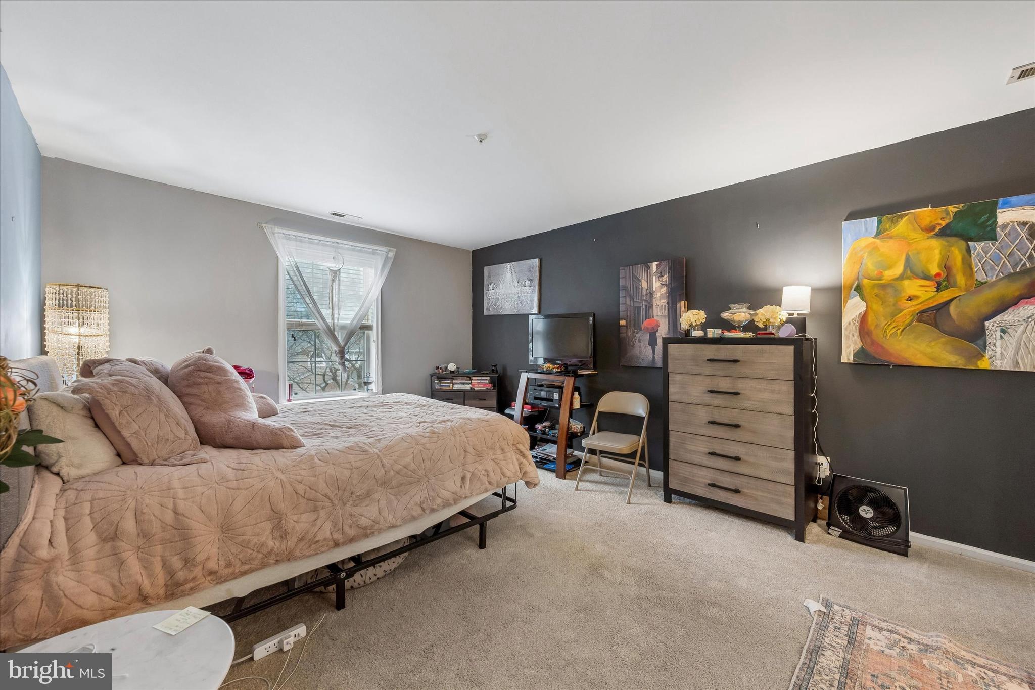 BERKSHIRE LIMESTON - Residential