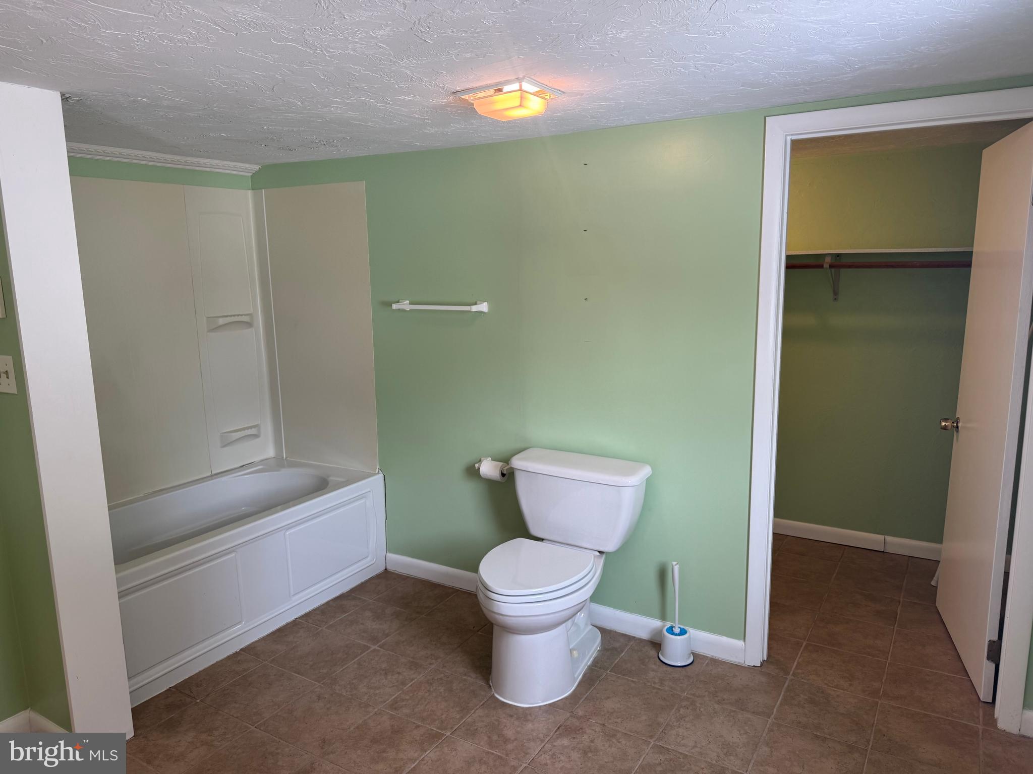 MANCHESTER TWP - Residential