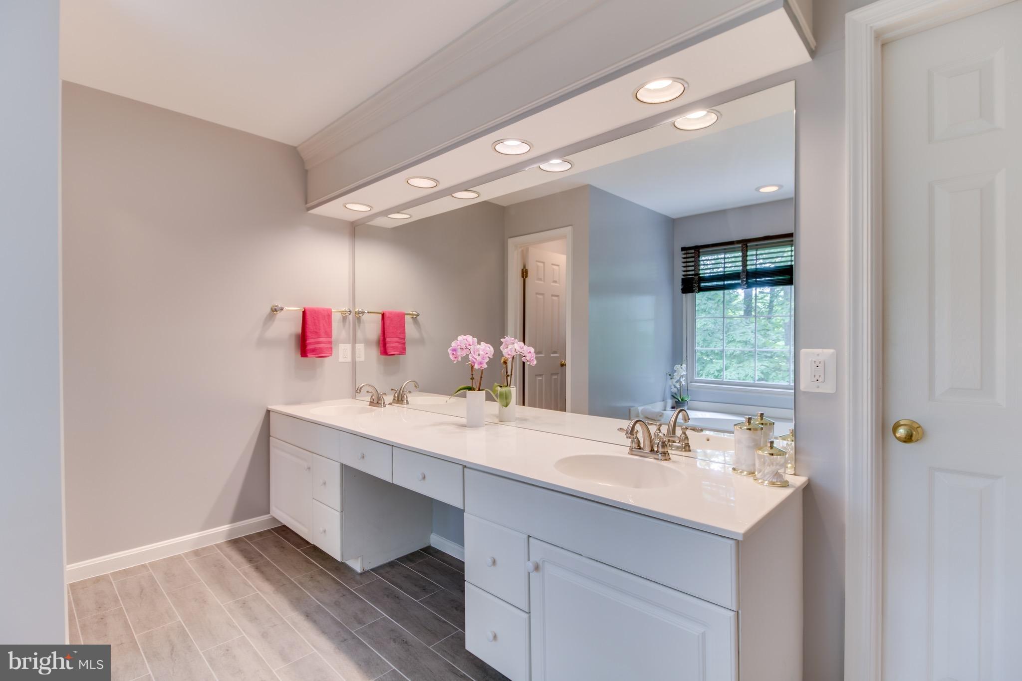 OLD BRIDGE ESTATES - Residential