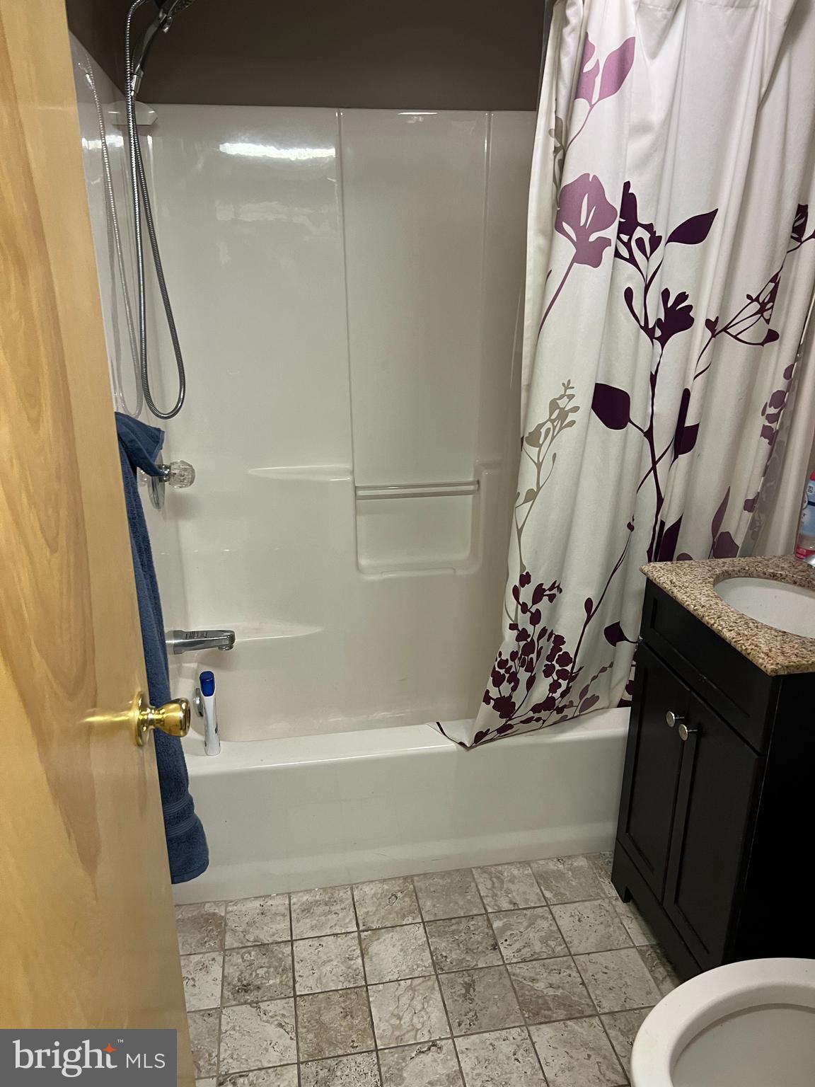 ACADEMY GARDENS - Residential Lease