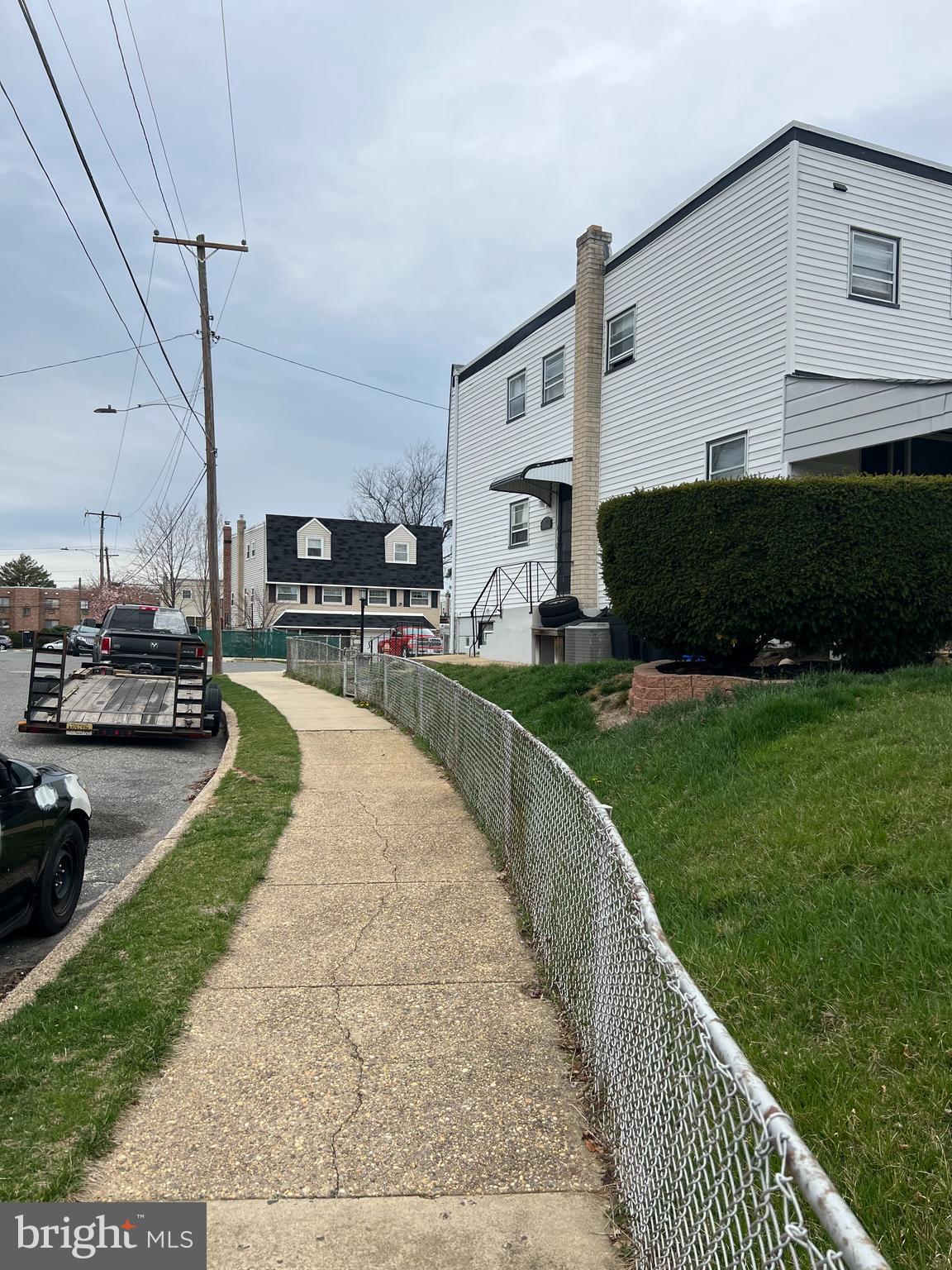 ACADEMY GARDENS - Residential Lease