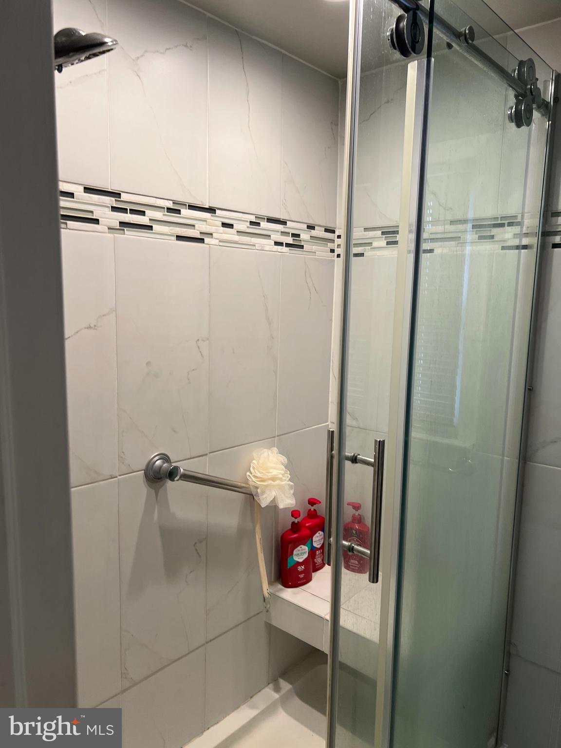 ACADEMY GARDENS - Residential Lease