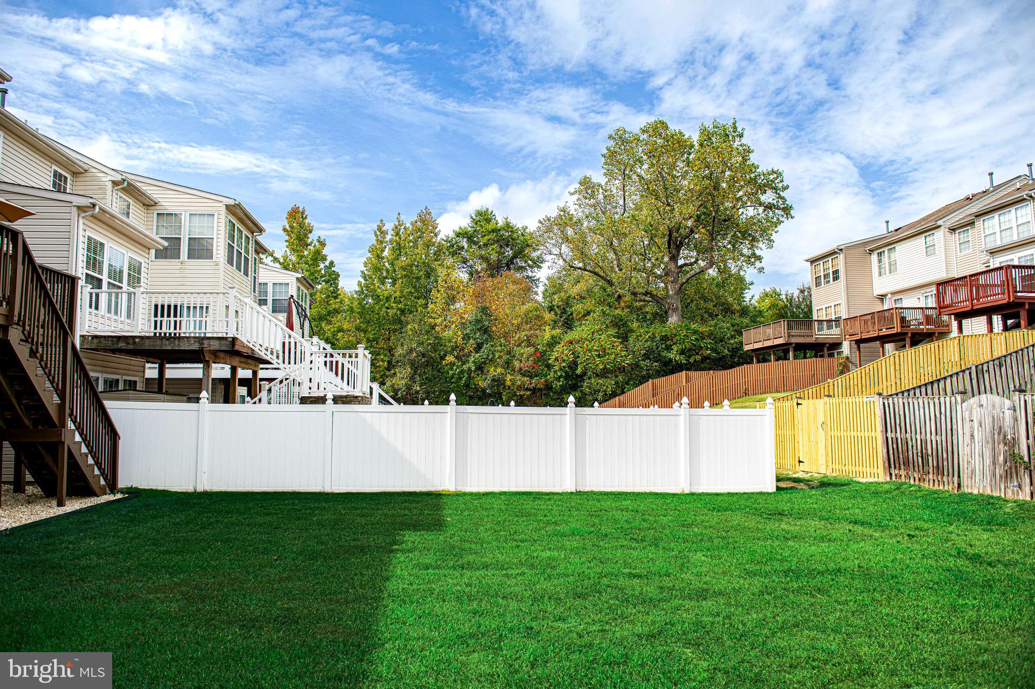 EAGLES LANDING AT WATERS EDGE - Residential