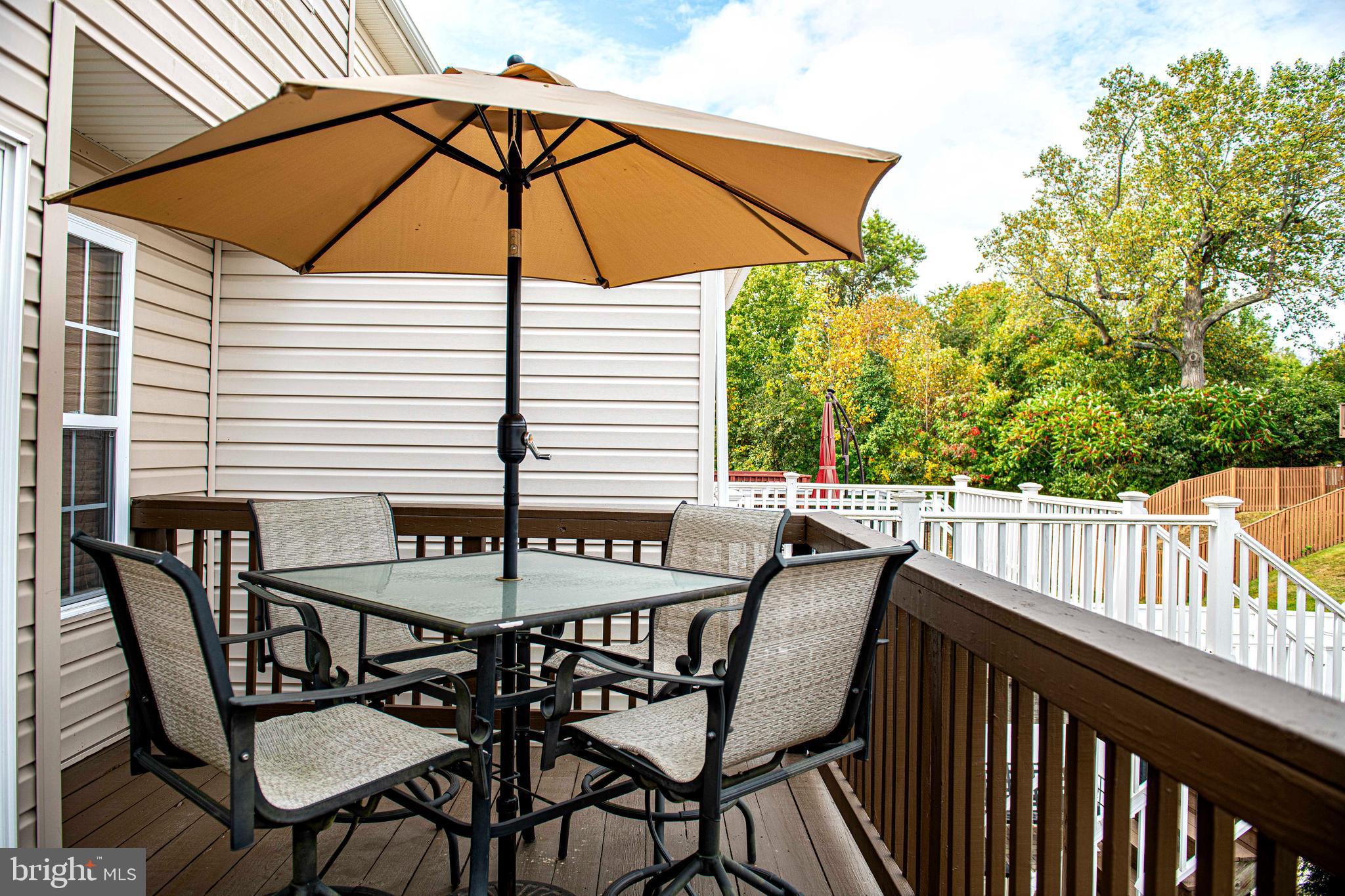 EAGLES LANDING AT WATERS EDGE - Residential