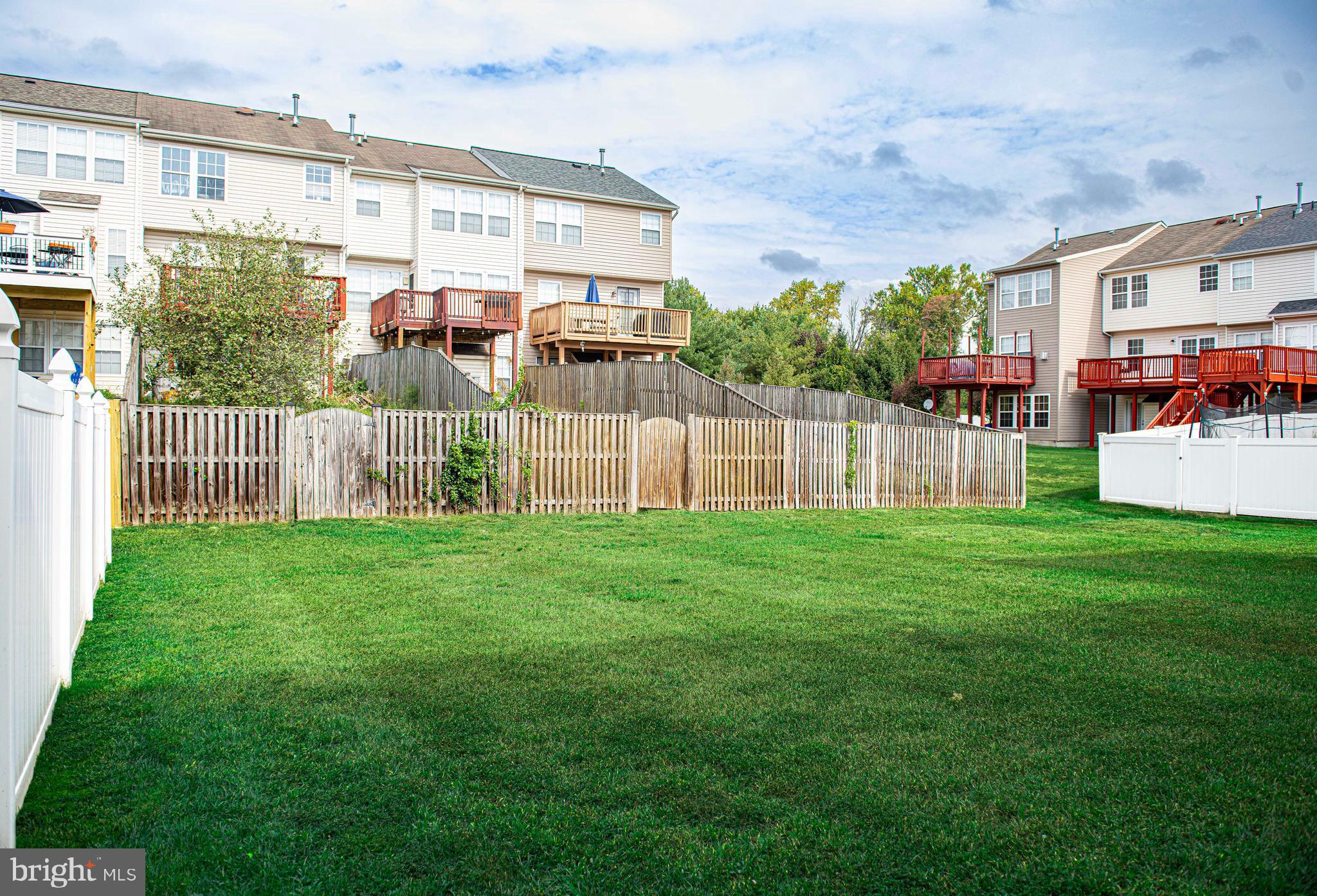 EAGLES LANDING AT WATERS EDGE - Residential