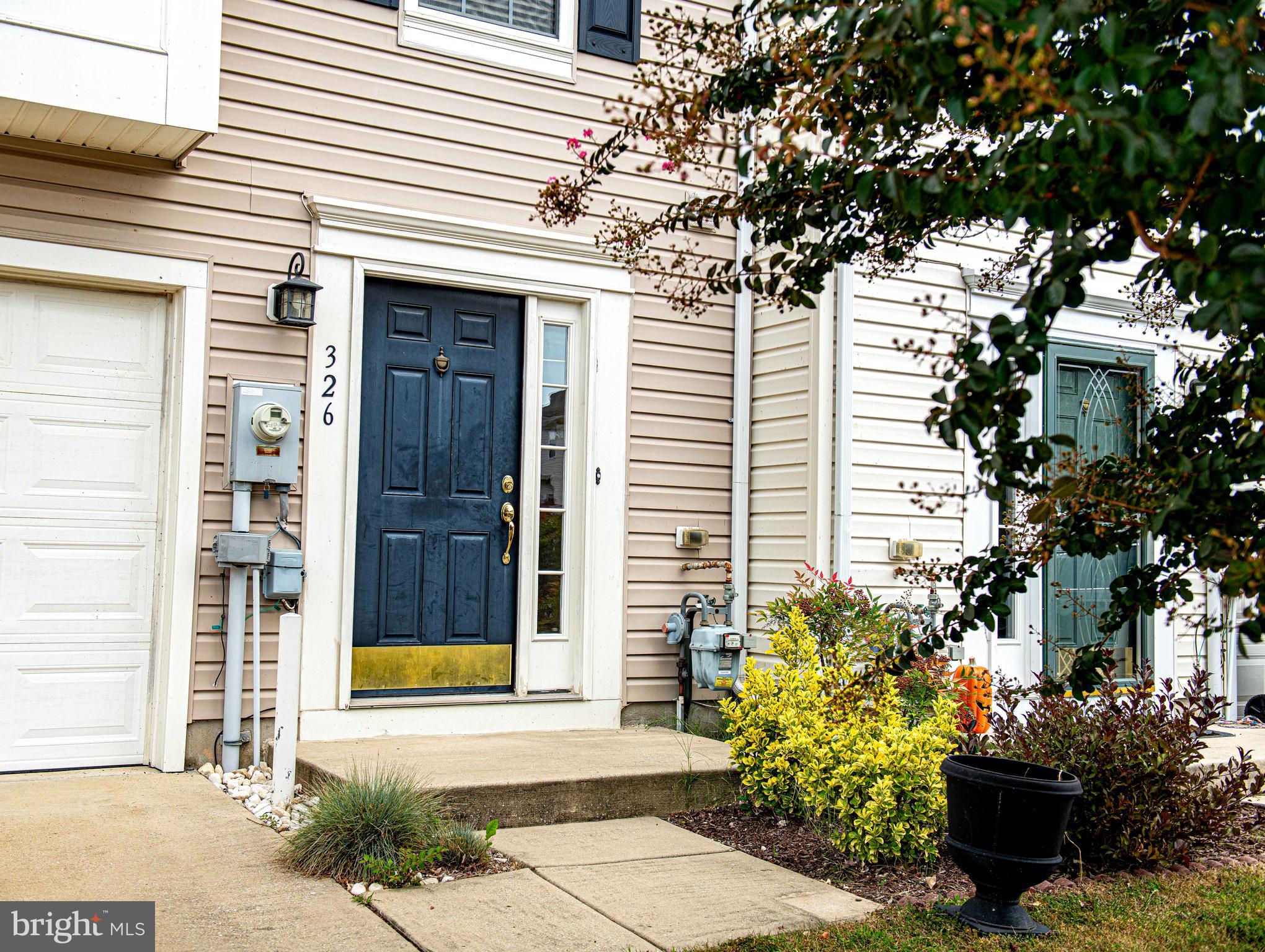 EAGLES LANDING AT WATERS EDGE - Residential